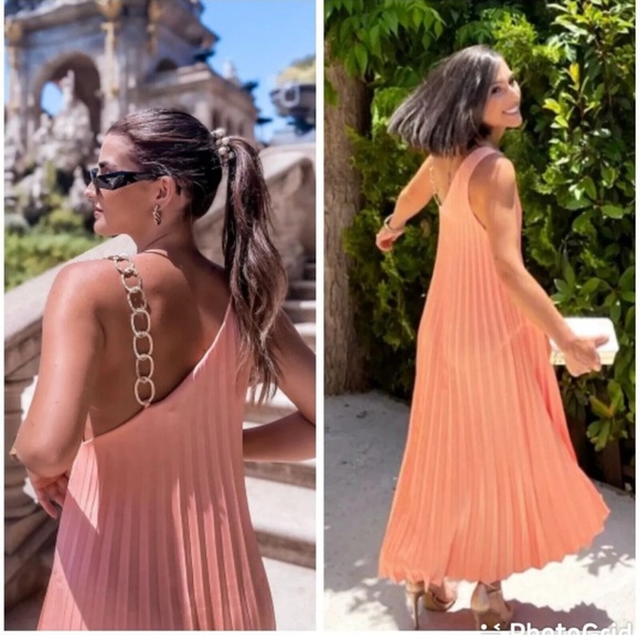 Zara pleated Midi Dress 👗 - Picture 4 of 8
